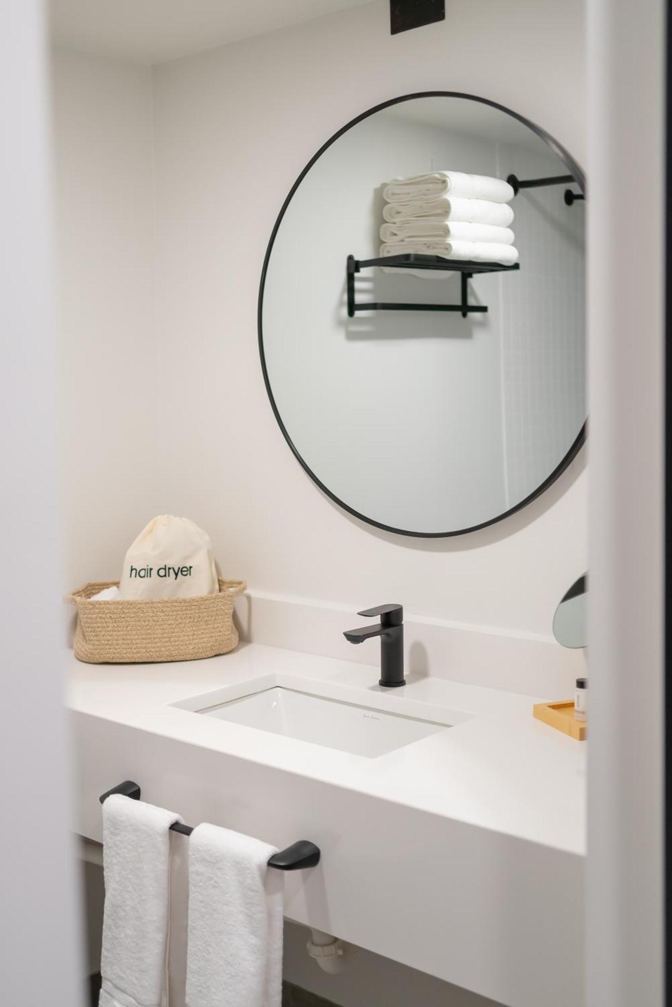 Dayton Vitality Hotel מראה חיצוני תמונה