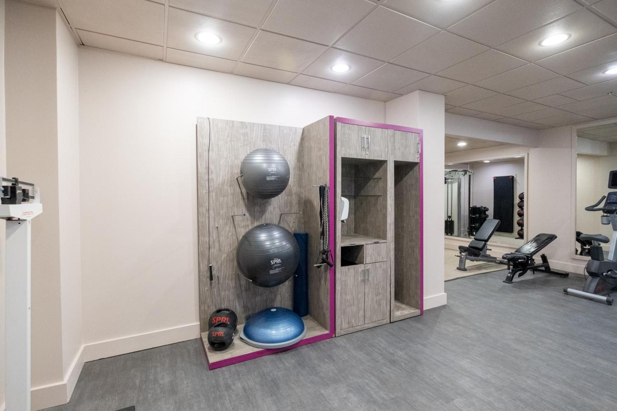 Dayton Vitality Hotel מראה חיצוני תמונה